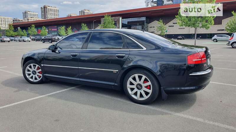 Audi A8 (2007)