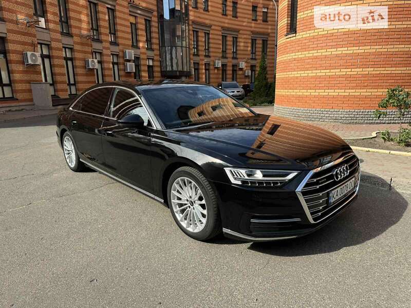 Audi A8 (2021)