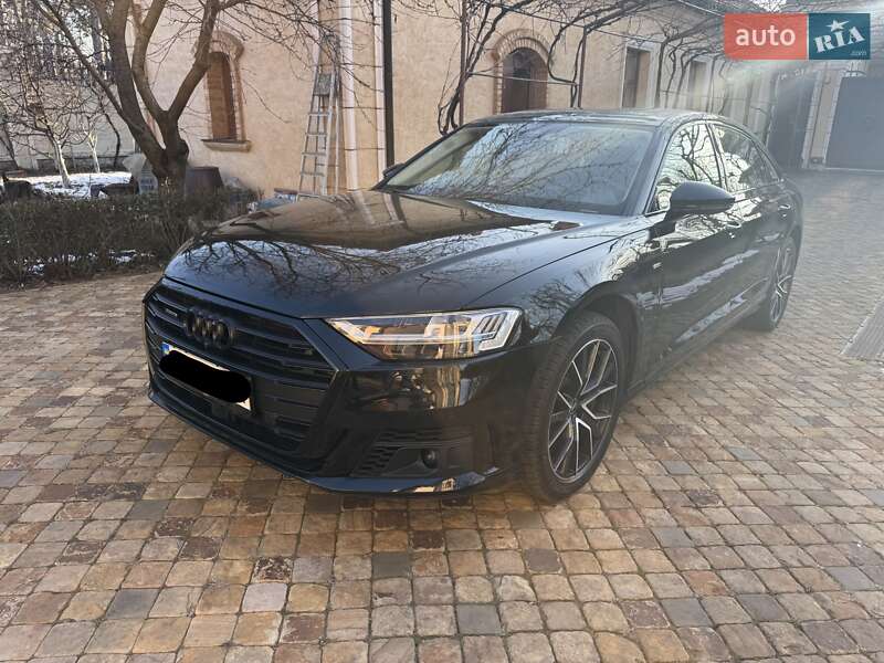 Audi A8 (2021)