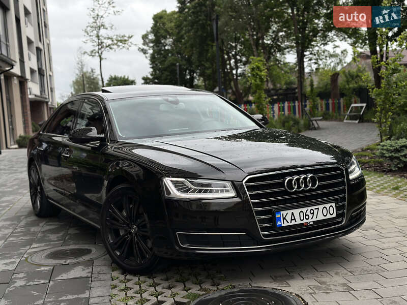 Audi A8 (2017)