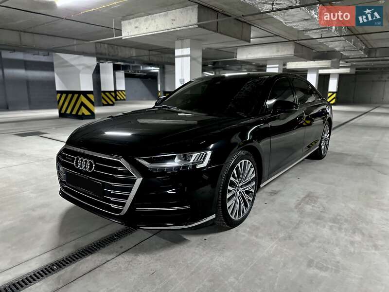 Audi A8 (2021)