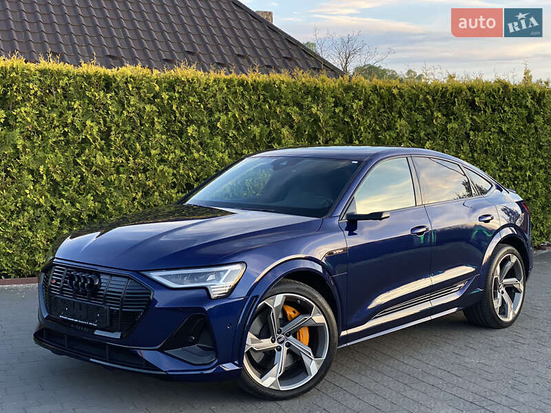 Audi E-tron (2021)