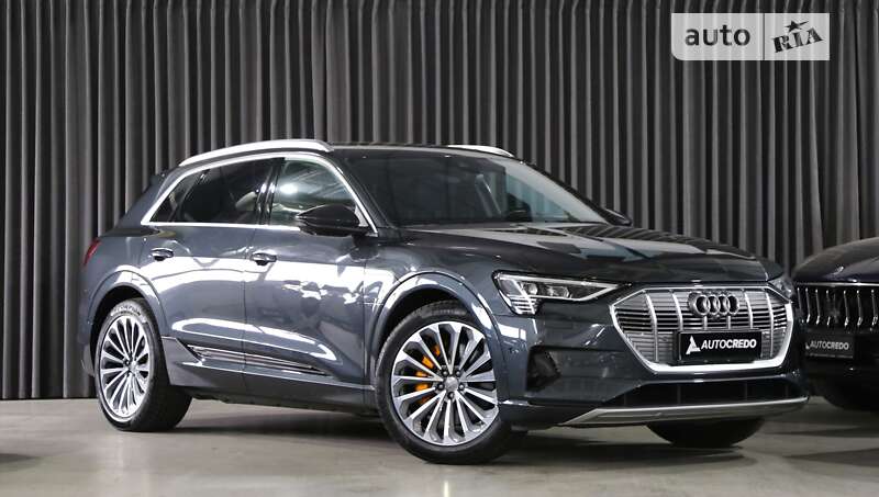 Audi E-tron (2019)