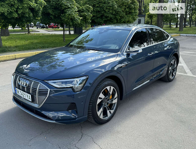 Audi E-tron (2020)