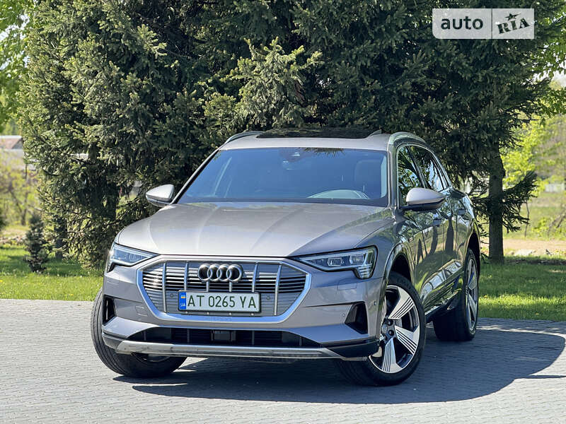 Audi E-tron (2019)