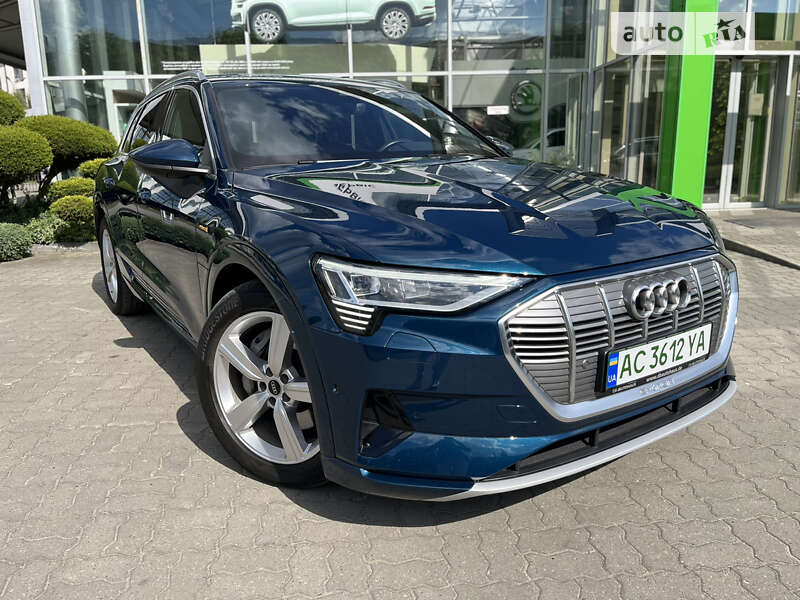 Audi E-tron (2020)