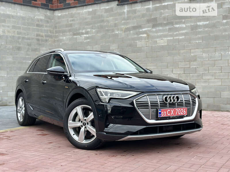 Audi E-tron (2019)