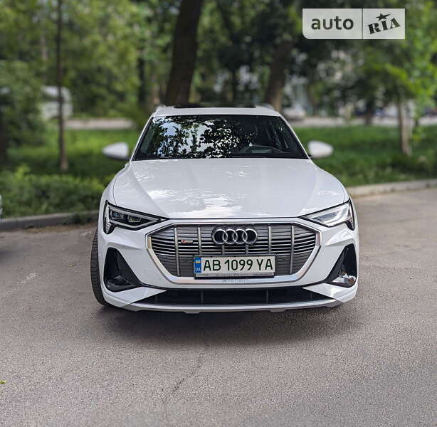 Audi E-tron (2020)