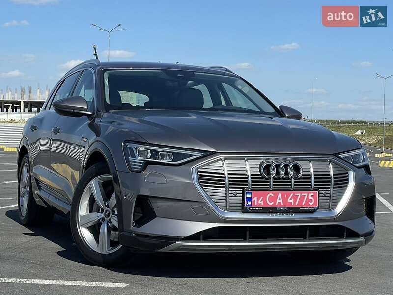 Audi E-tron (2021)