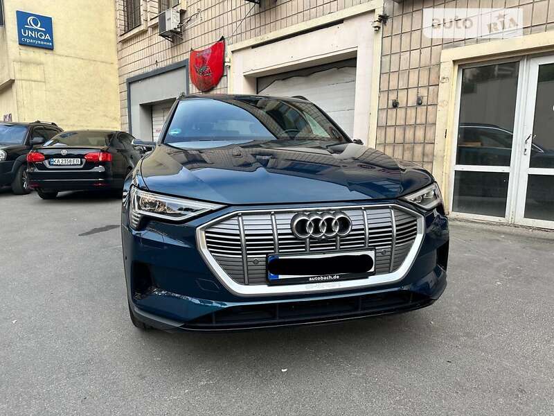 Audi E-tron (2020)