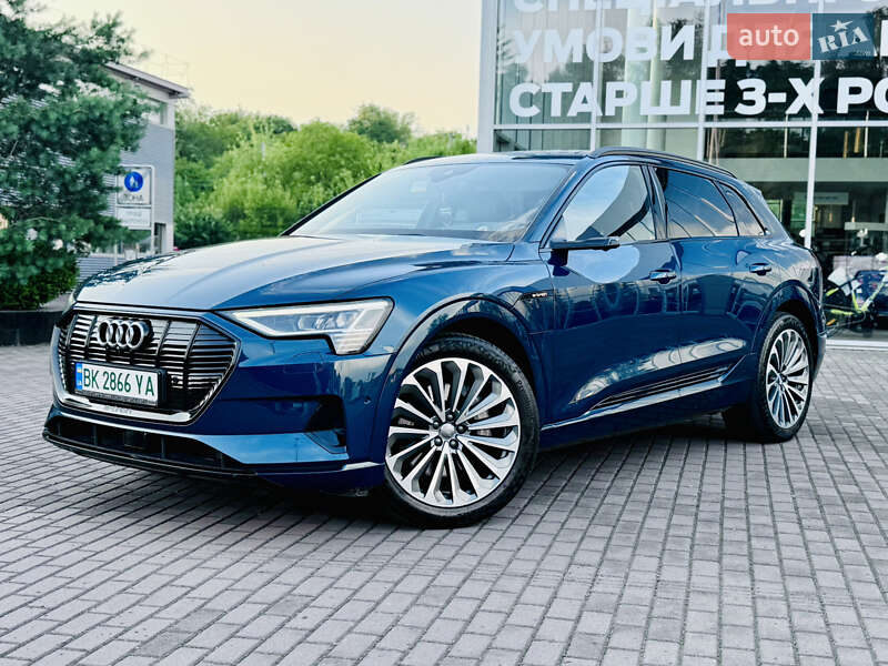Audi E-tron (2019)