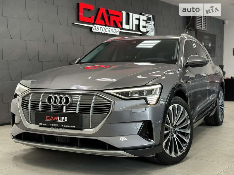 Audi E-tron (2019)