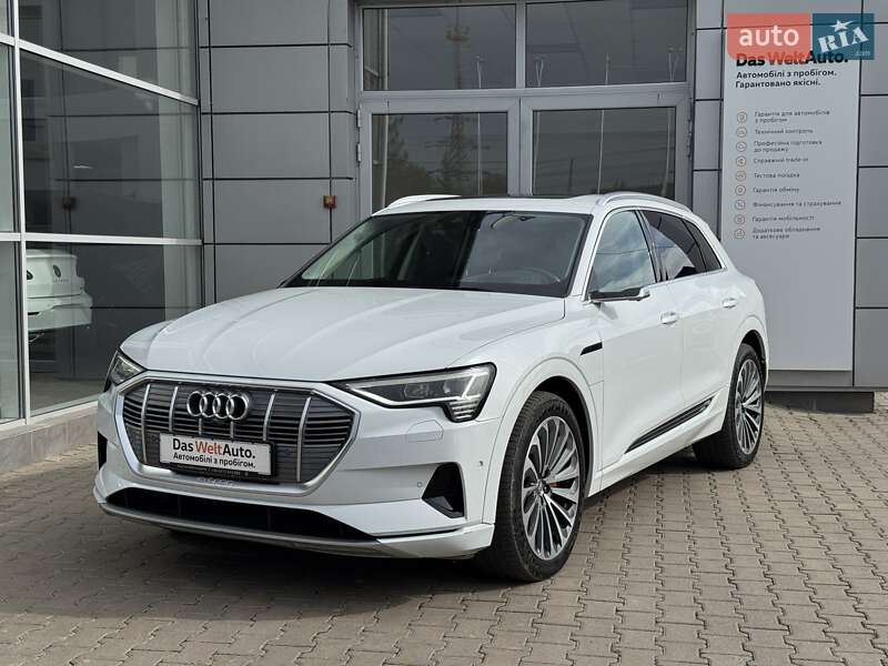 Audi E-tron (2019)