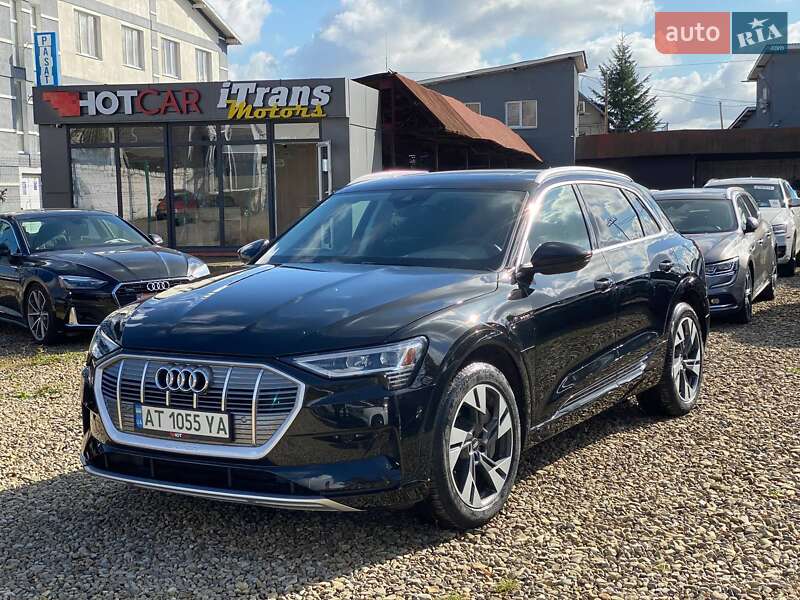 Audi E-tron (2021)