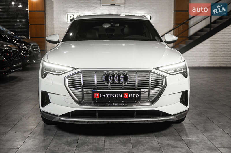 Audi E-tron (2020)