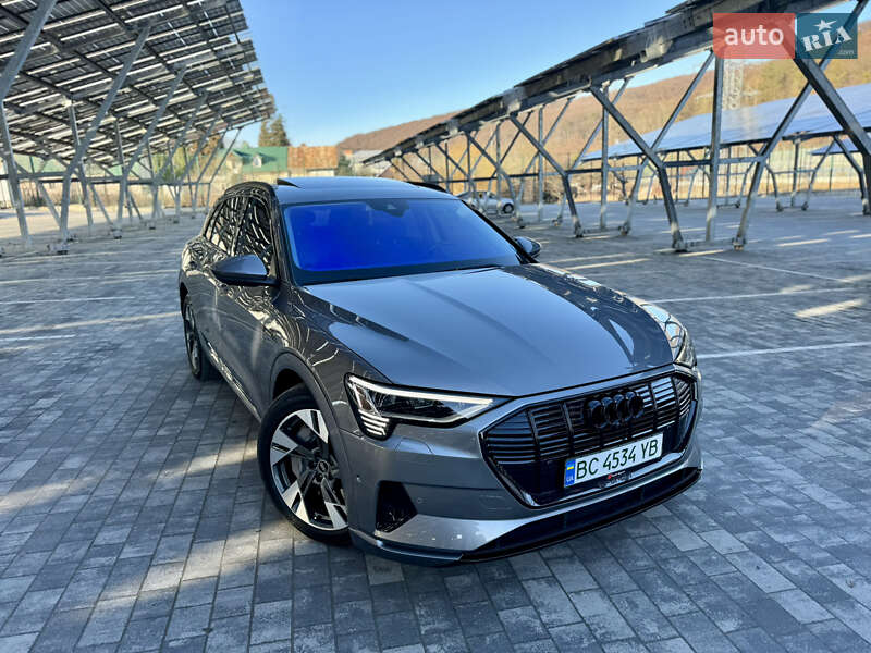 Audi E-tron (2020)