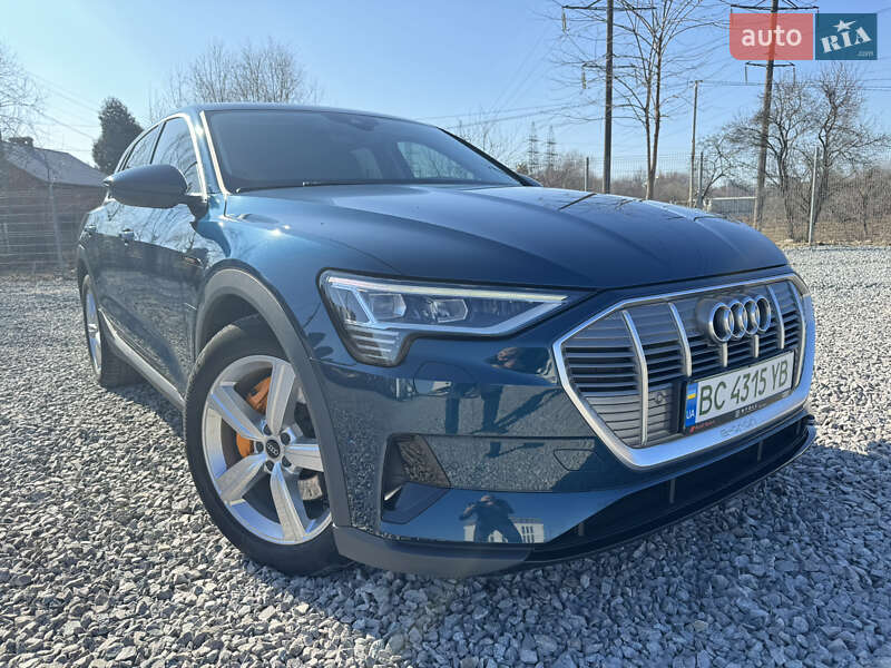 Audi E-tron (2021)