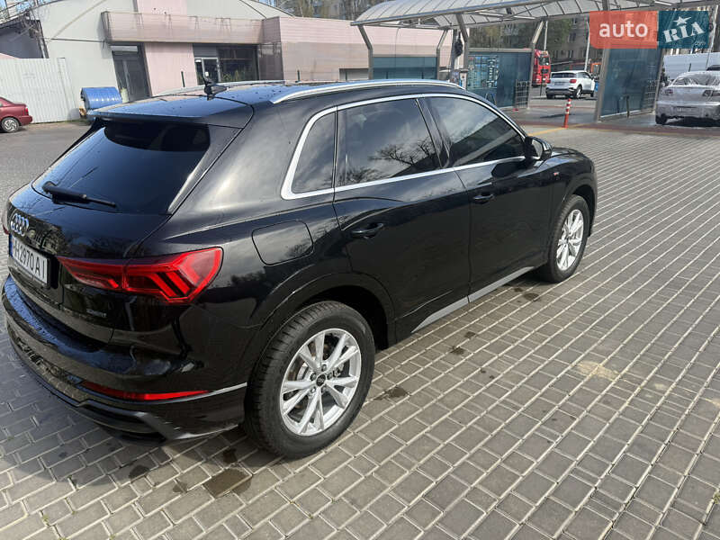 Audi Q3 (2022)