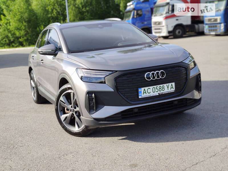 Audi Q4 e-tron (2021)