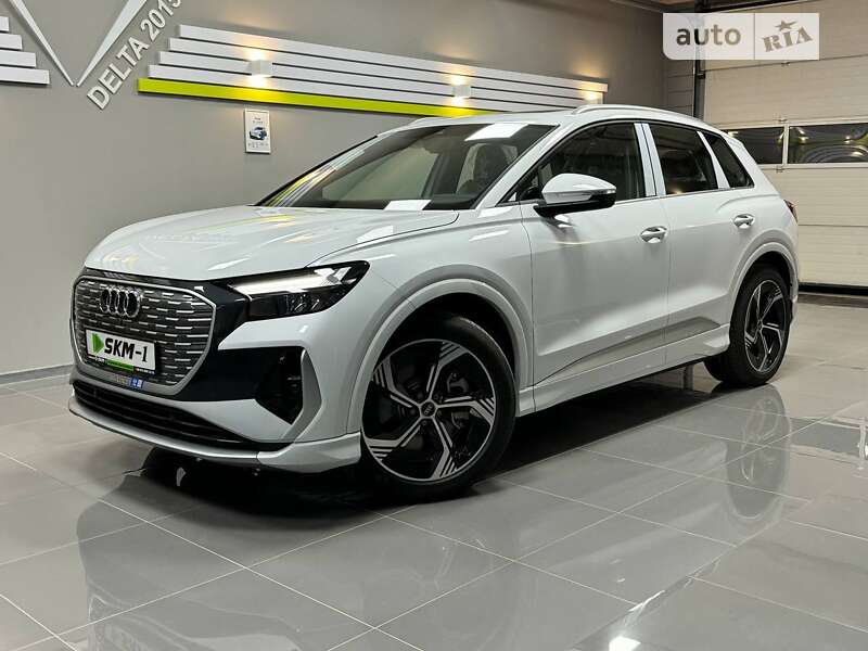 Audi Q4 e-tron (2024)