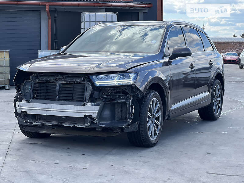 Audi Q7 (2016)