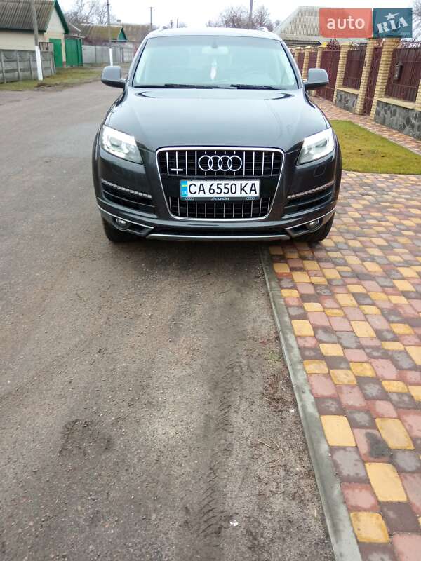 Audi Q7 (2011)