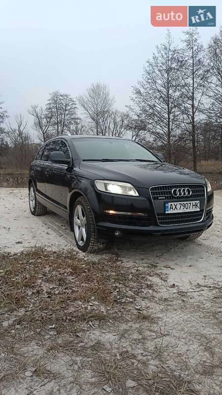 Audi Q7 (2008)
