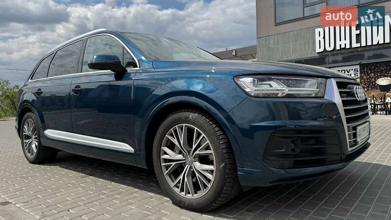 Audi Q7 (2017)