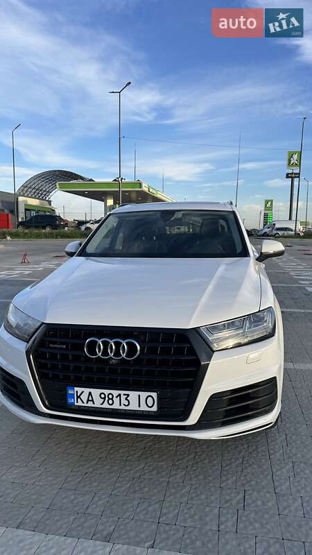 Audi Q7 (2017)