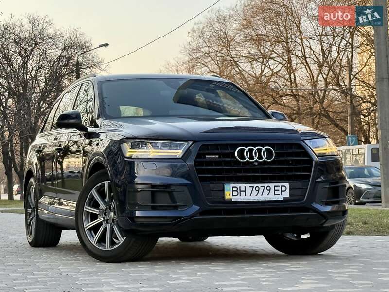 Audi Q7 (2017)