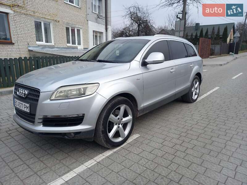 Audi Q7 (2006)