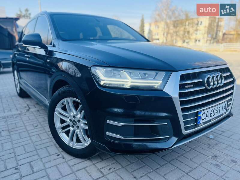 Audi Q7 (2015)