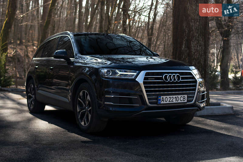 Audi Q7 (2017)
