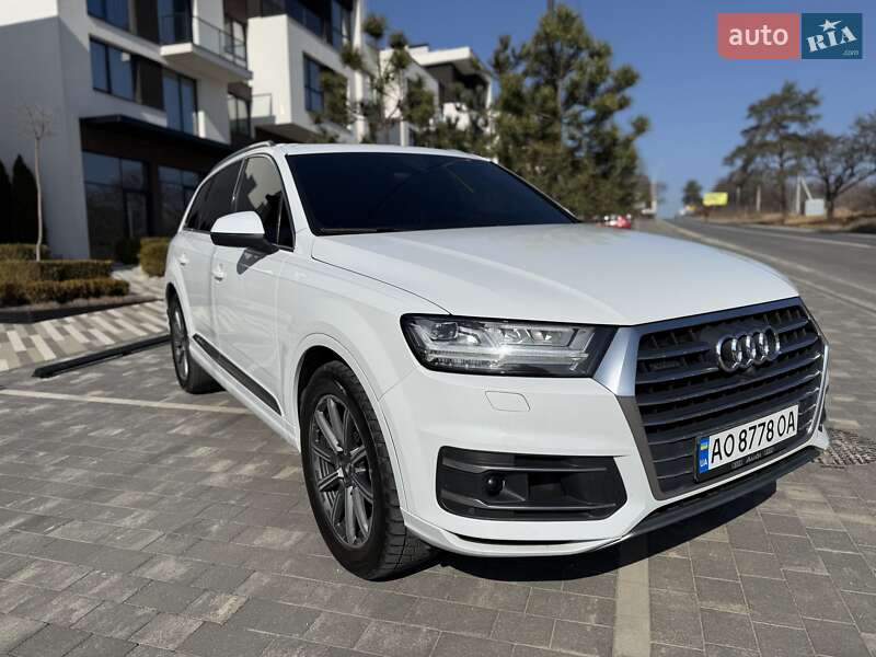 Audi Q7 (2016)