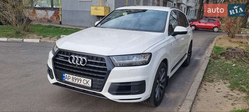 Audi Q7 (2019)