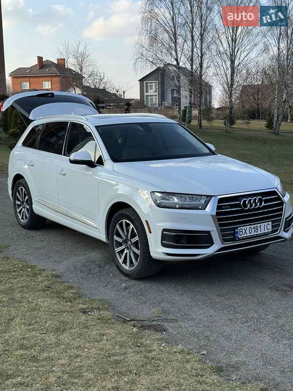 Audi Q7 (2017)