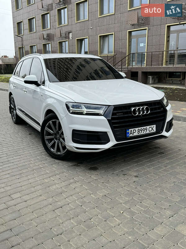 Audi Q7 (2019)