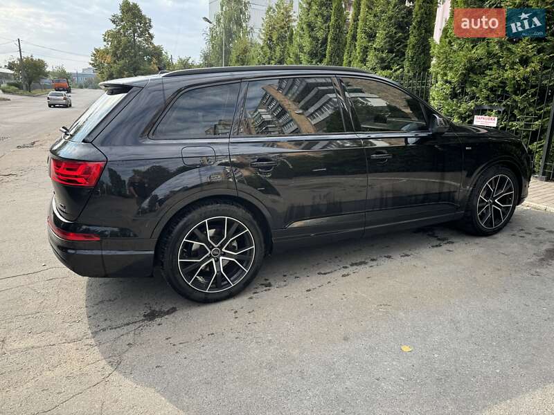 Audi Q7 (2018)