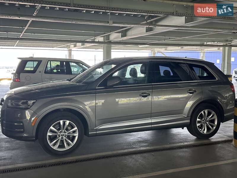 Audi Q7 (2017)