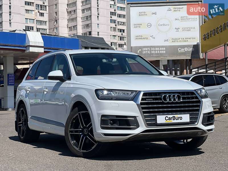 Audi Q7 (2016)