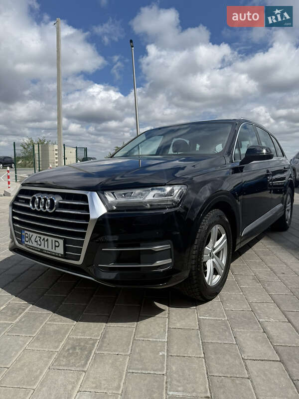 Audi Q7 (2017)