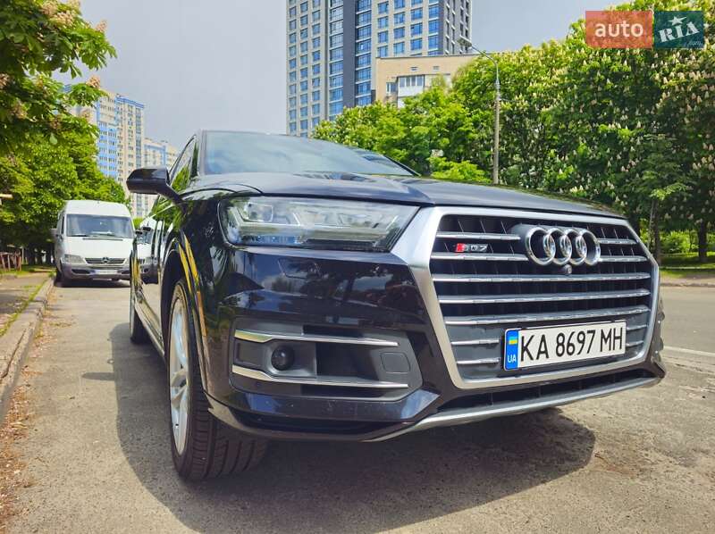 Audi Q7 (2016)
