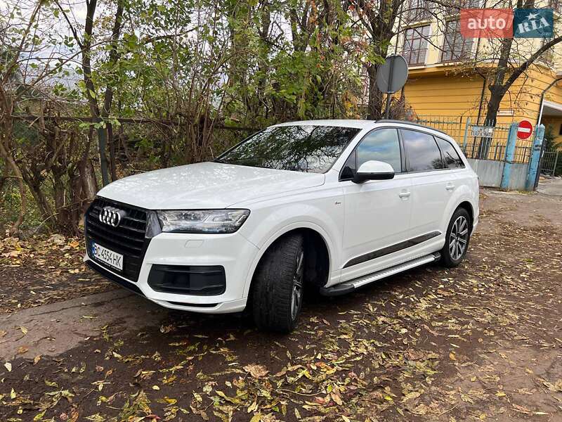 Audi Q7 (2016)
