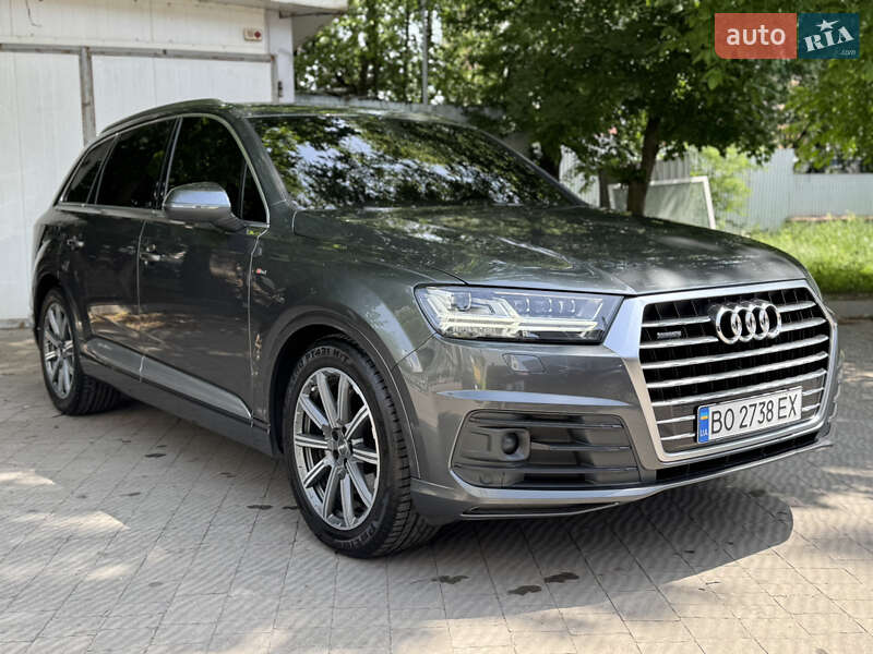 Audi Q7 (2016)