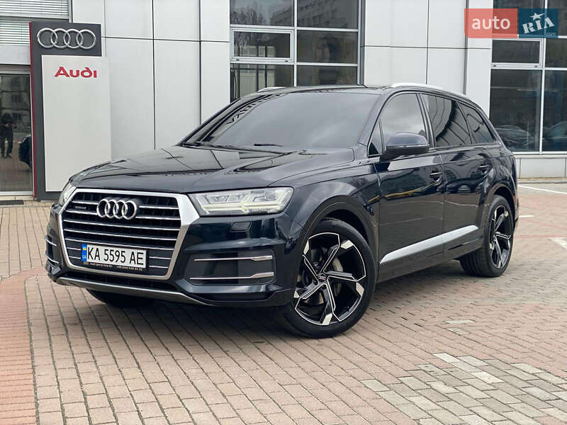 Audi Q7 (2017)