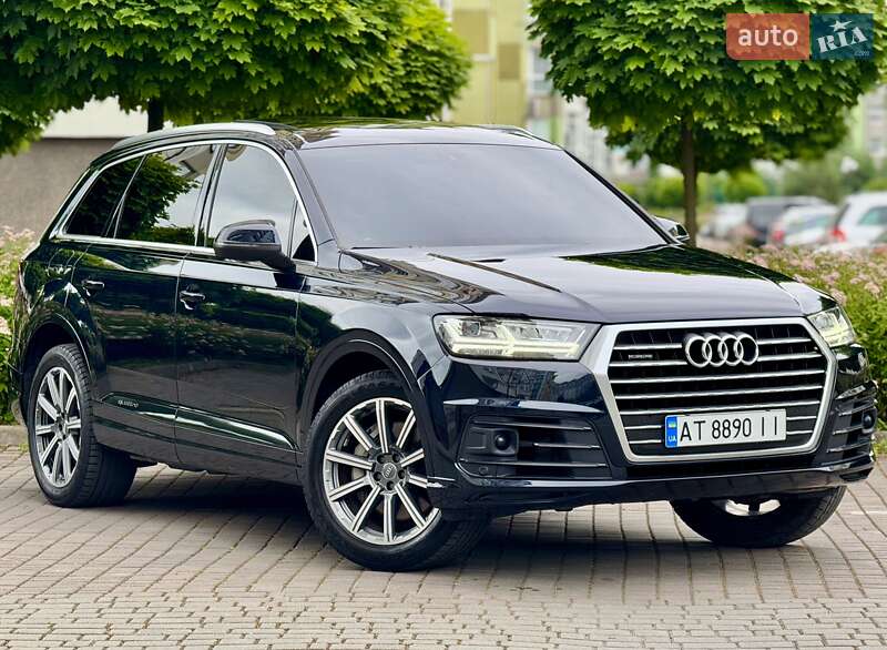 Audi Q7 (2017)