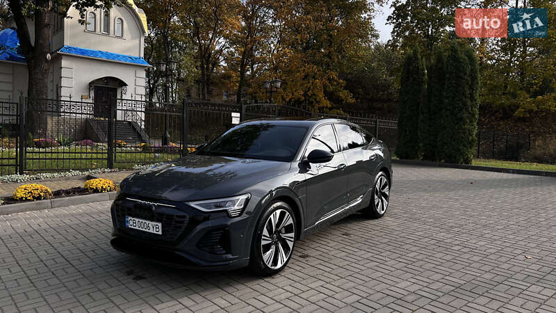 Audi Q8 e-tron (2023)