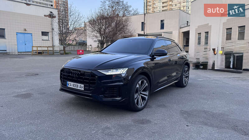 Audi Q8 (2019)