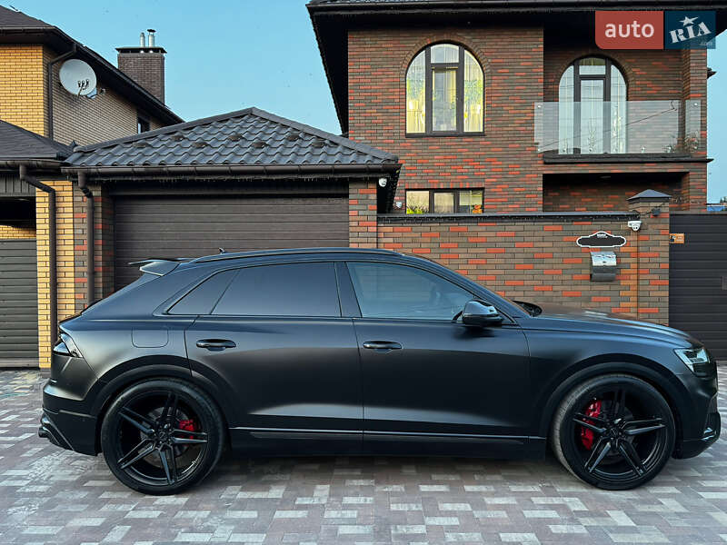 Audi Q8 (2018)