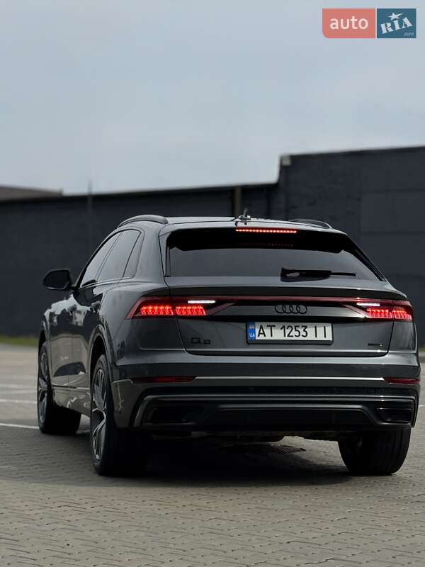Audi Q8 (2021)